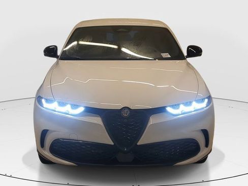 Used 2025 Alfa Romeo Tonale w/ Active Assist Package AWD/4WD image 3