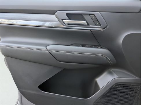 New 2026 GMC Terrain Elevation w/ Black Edition image 12