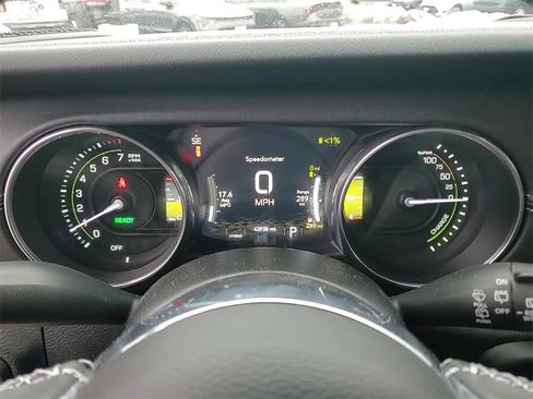 Used 2023 Jeep Wrangler Unlimited Sahara w/ Cold Weather Group image 16