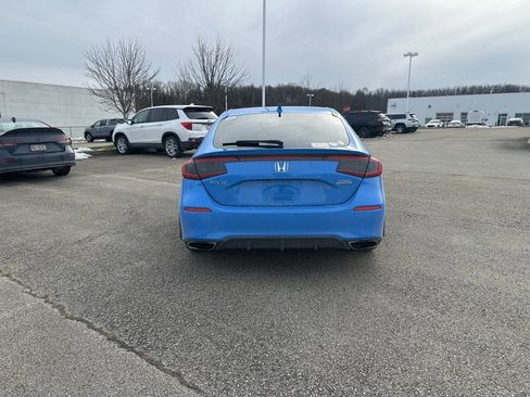 Used 2023 Honda Civic Sport Touring image 4