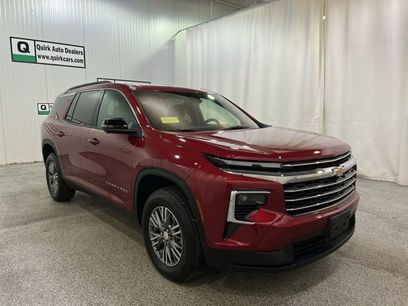Certified 2025 Chevrolet Traverse LT w/ Driver Confidence Package
