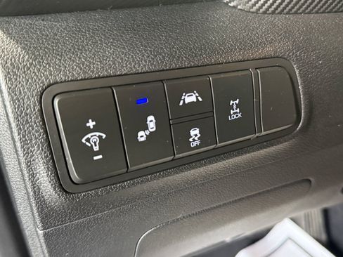 Used 2020 Hyundai Tucson Value AWD/4WD image 18