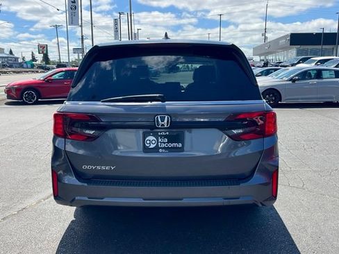 Used 2025 Honda Odyssey EX-L image 6