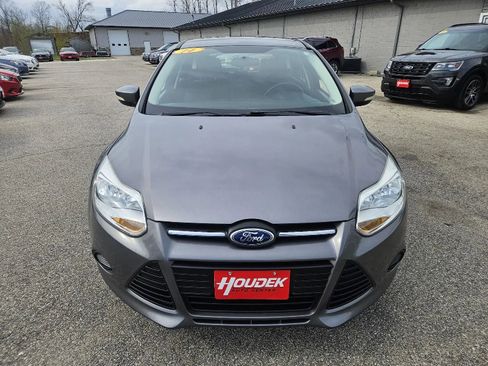 Used 2014 Ford Focus SE image 2