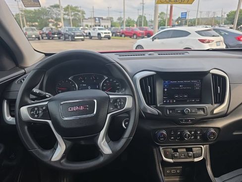 Used 2023 GMC Terrain SLE w/ Driver Convenience Package AWD/4WD image 12