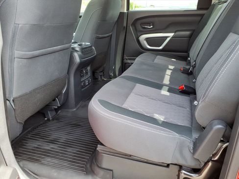 Certified 2024 Nissan Titan SV w/ SV Convenience Package AWD/4WD image 5