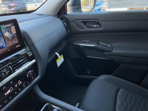New 2026 Nissan Pathfinder SV FWD image 35