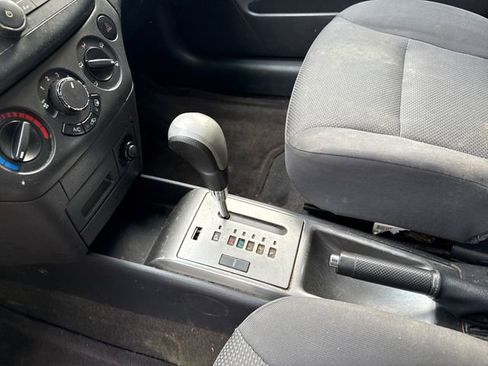 Used 2008 Chevrolet Aveo LS FWD image 18
