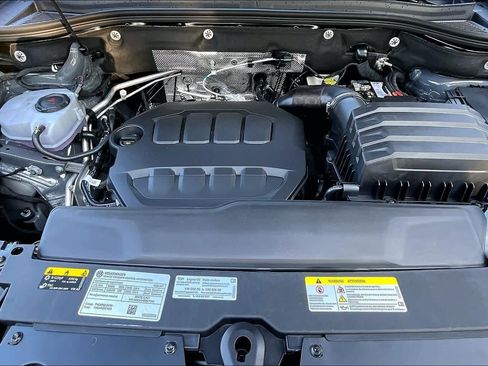 New 2026 Volkswagen Atlas Cross Sport SE FWD image 16