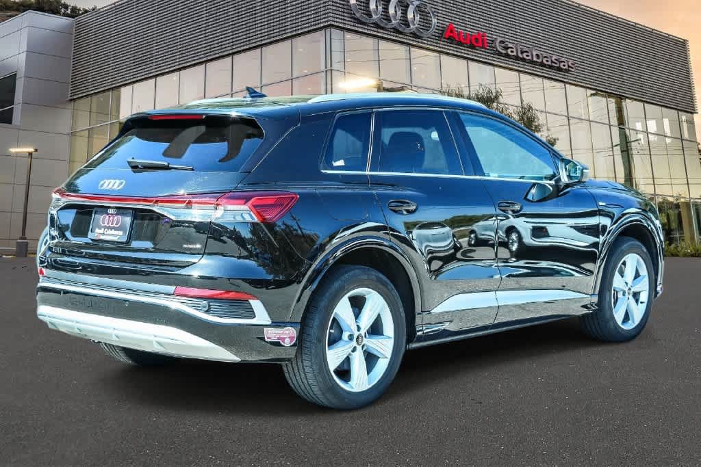 Used 2024 Audi Q4 e-tron Premium AWD/4WD image 6