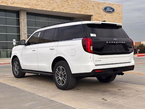 New 2025 Ford Expedition Active RWD image 25