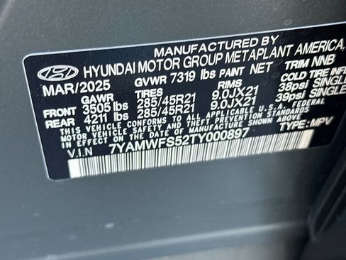 New 2026 Hyundai Ioniq 9 Limited image 28