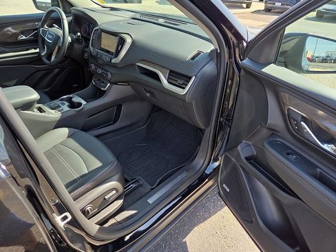 Used 2023 GMC Terrain Denali w/ Black Diamond Edition AWD/4WD image 13