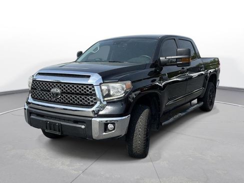 Used 2020 Toyota Tundra SR5 w/ SR5 Upgrade Package image 2