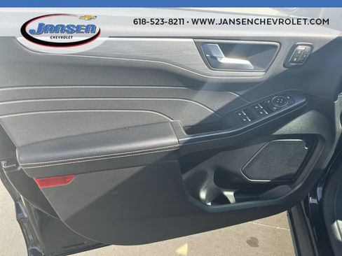 Used 2024 Ford Escape Platinum AWD/4WD image 21
