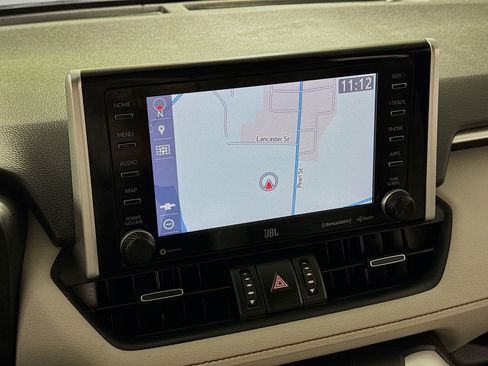 Used 2019 Toyota RAV4 Limited AWD/4WD image 2