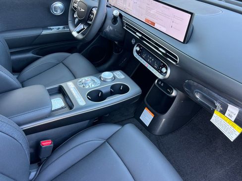 New 2026 Genesis GV60 RWD image 17