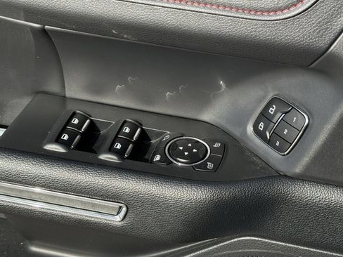 Used 2023 Ford Expedition Max Limited image 25