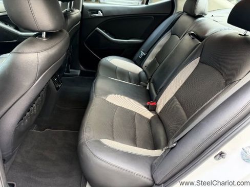 Used 2013 Kia Optima SX w/ Premium Touring Pkg image 14