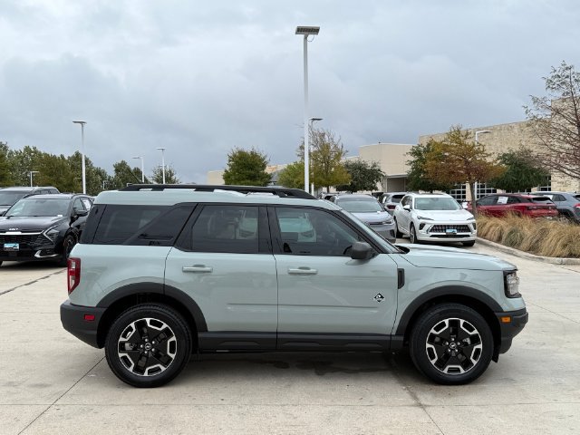 Used 2023 Ford Bronco Sport Outer Banks w/ Tech Package AWD/4WD image 5