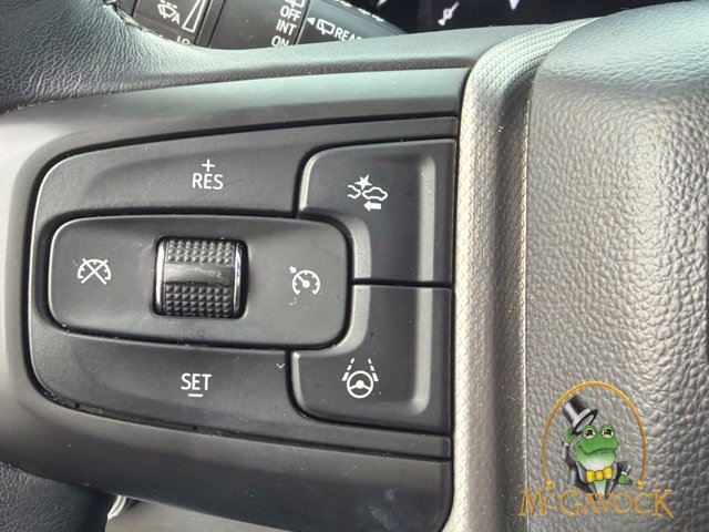 Used 2023 GMC Yukon Denali w/ Advanced Technology Package AWD/4WD image 19