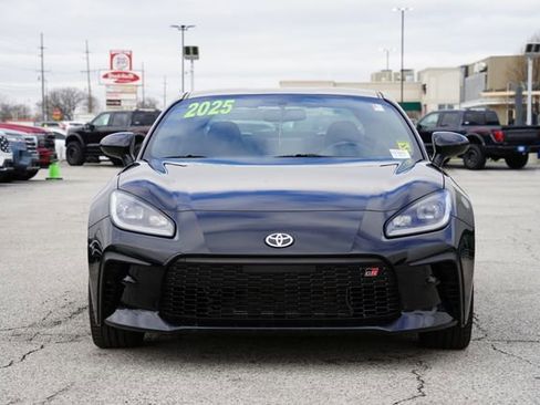 Used 2025 Toyota GR86 Premium w/ ALL Weather Mat Package (TMS) image 2