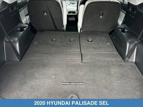 Used 2020 Hyundai Palisade SEL w/ Premium Package FWD image 18