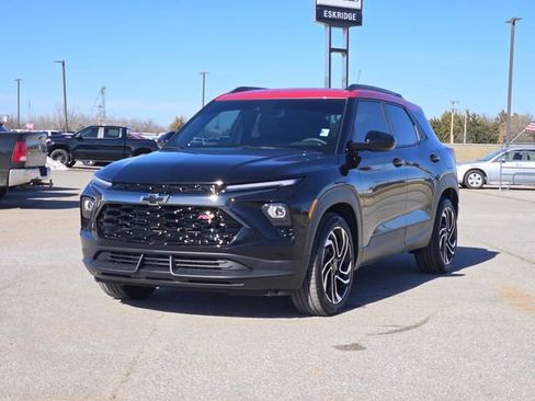 New 2026 Chevrolet TrailBlazer RS w/ Convenience Package image 2