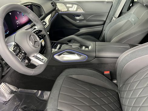 New 2026 Mercedes-Benz GLS 63 AMG 4MATIC image 4