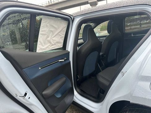 New 2026 Volvo EX30 Ultra image 16