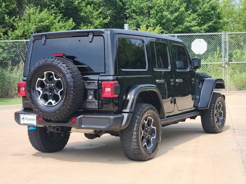 Used 2023 Jeep Wrangler Unlimited Rubicon 4xe AWD/4WD image 7
