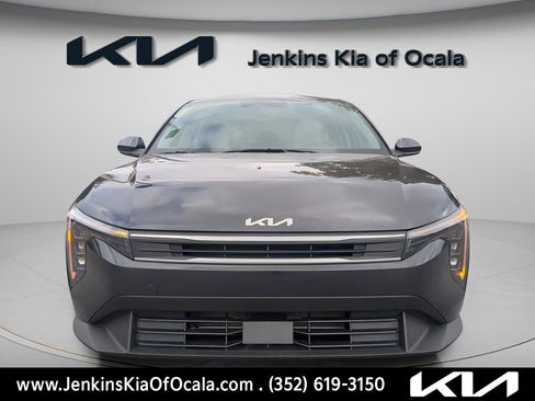 New 2025 Kia K4 LXS image 8