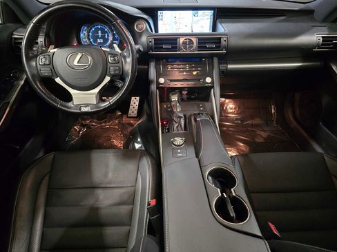 Used 2017 Lexus IS 350 AWD image 10