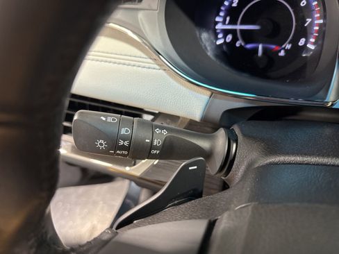 Used 2015 Toyota Avalon Limited w/ Technology Package FWD image 42
