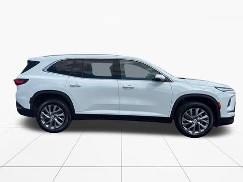 Used 2026 Buick Enclave Preferred AWD/4WD image 7