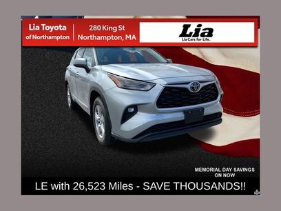 Used 2025 Toyota Highlander LE