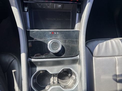 Certified 2024 Jeep Grand Cherokee Limited w/ Luxury Tech Group II image 26