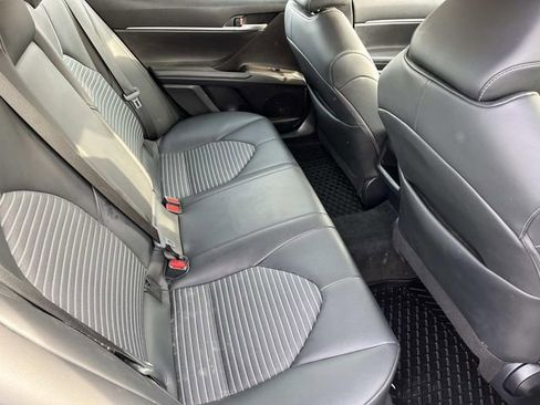 Used 2023 Toyota Camry SE FWD image 19
