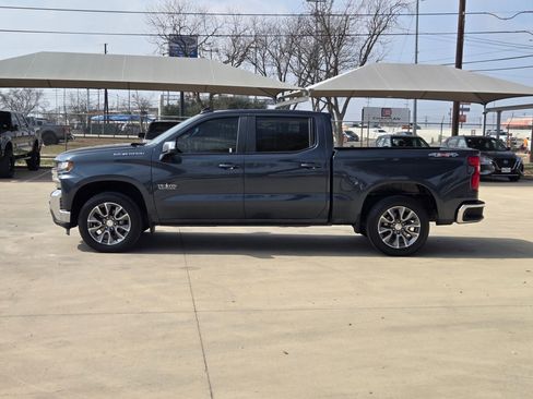 Used 2019 Chevrolet Silverado 1500 LT w/ Texas Edition image 6