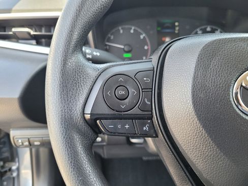 Used 2023 Toyota Corolla LE FWD image 21