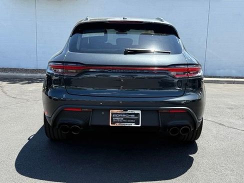 Used 2024 Porsche Macan AWD/4WD image 11