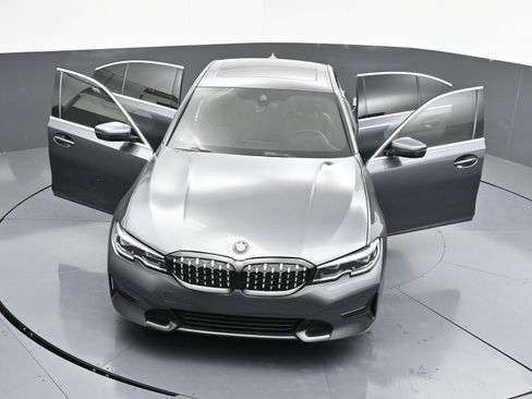 Used 2020 BMW 330i Sedan w/ Convenience Package image 43