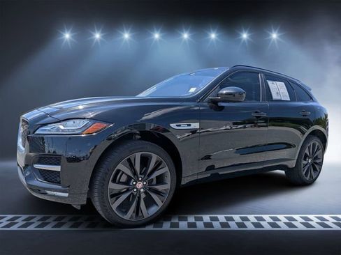 Used 2020 Jaguar F-PACE R-Sport image 7