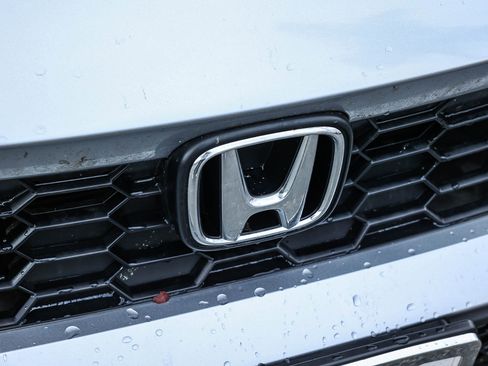 Used 2025 Honda Civic Sport image 16