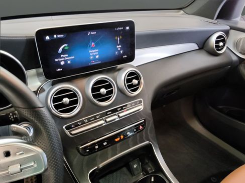 Used 2023 Mercedes-Benz GLC 300 4MATIC Coupe image 20