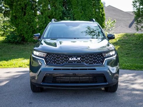 Used 2022 Kia Sorento S w/ Panoramic Sunroof Package AWD/4WD image 2