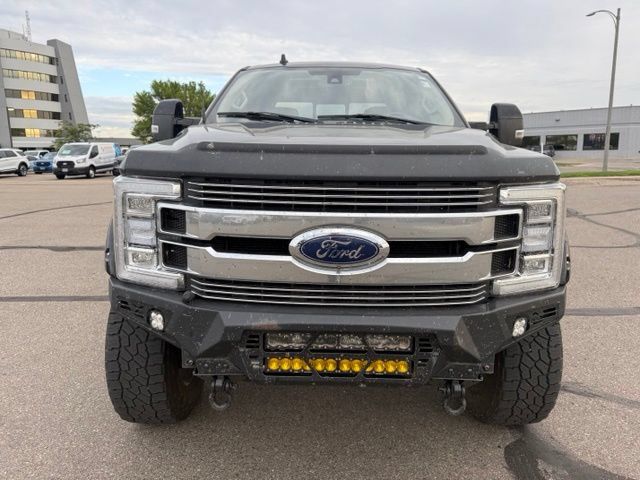 Used 2019 Ford F250 Limited w/ FX4 Off-Road Package AWD/4WD image 5