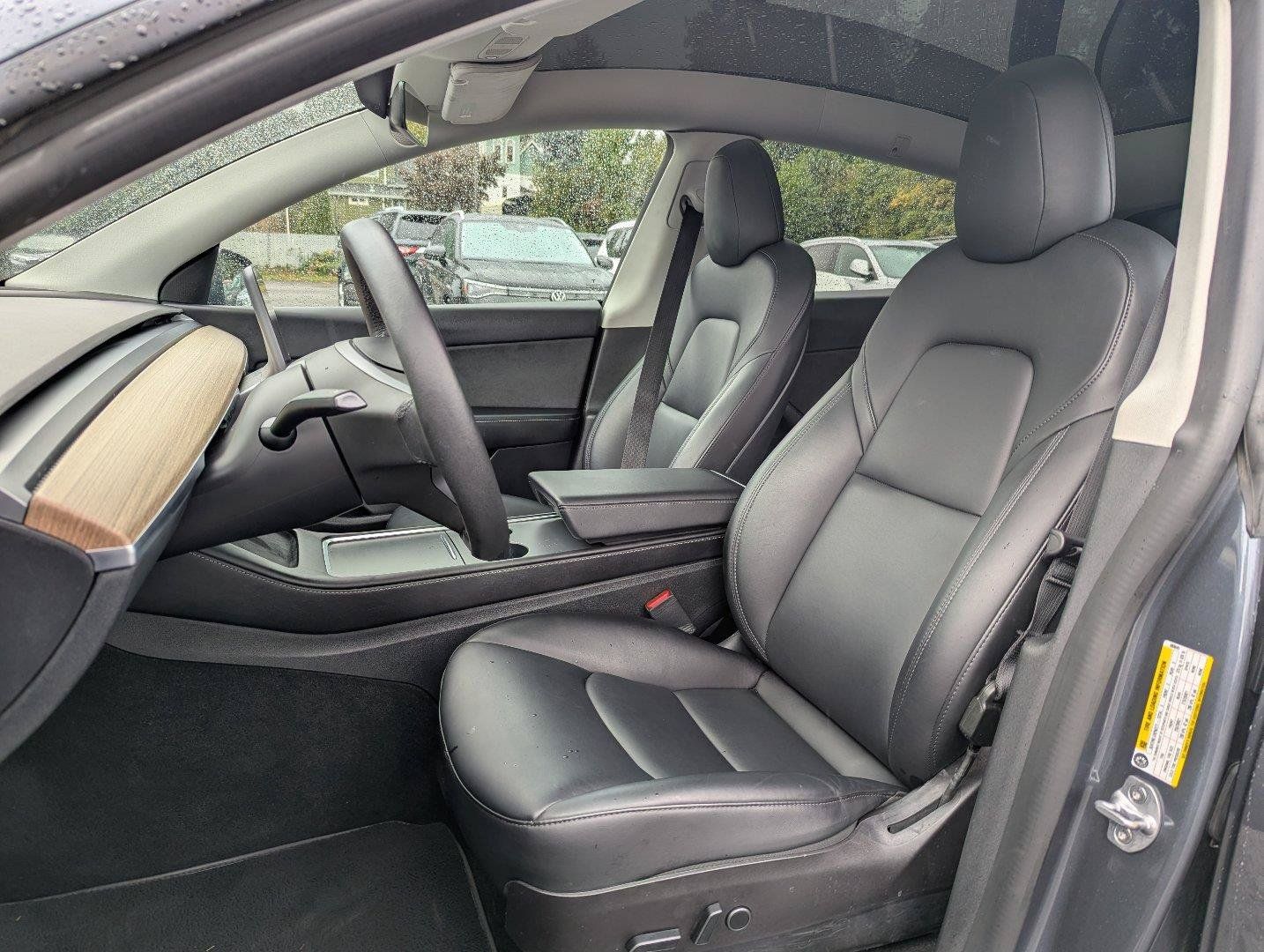 Used 2022 Tesla Model Y Performance AWD/4WD image 25