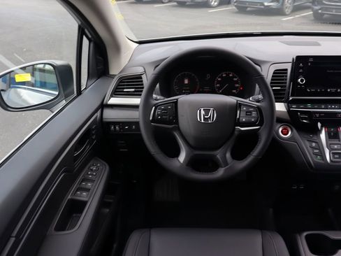 Certified 2026 Honda Odyssey EX-L image 19