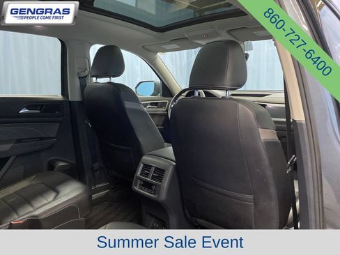 Used 2023 Volkswagen Atlas SEL Premium AWD/4WD image 40